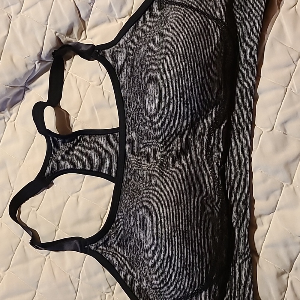 Tek gear sports bra